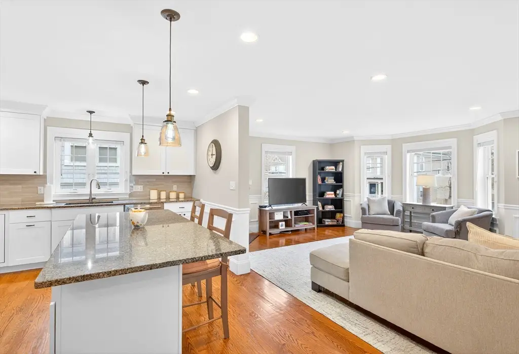 23 Palmer St #1, Waltham, MA 02451 - #1