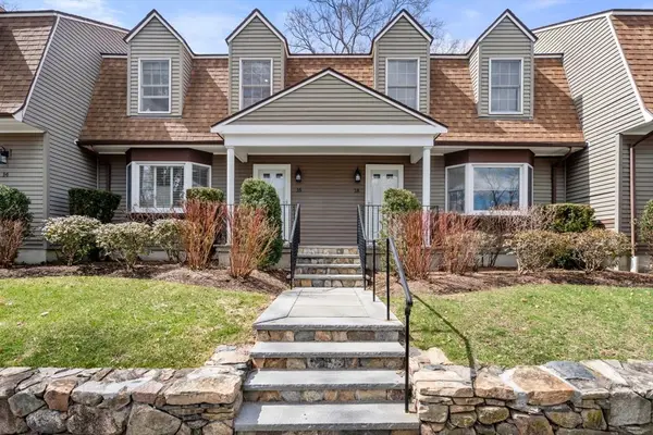 16 Wiswall Circle #16, Wellesley, MA 02482