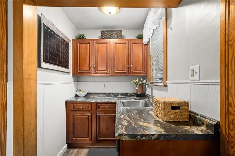 88 Shore Dr, Auburn, MA 01501 - #3