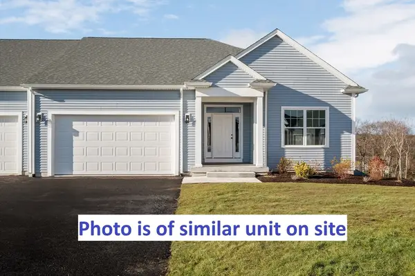 162 Rolling Ridge Drive #103, Northbridge, MA 01588