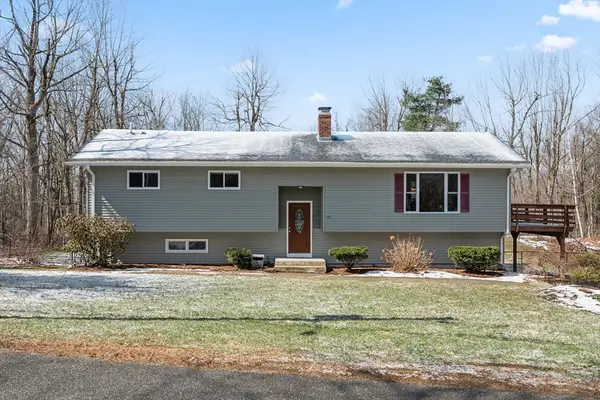 78 Asnebumskit Road, Paxton, MA 01612