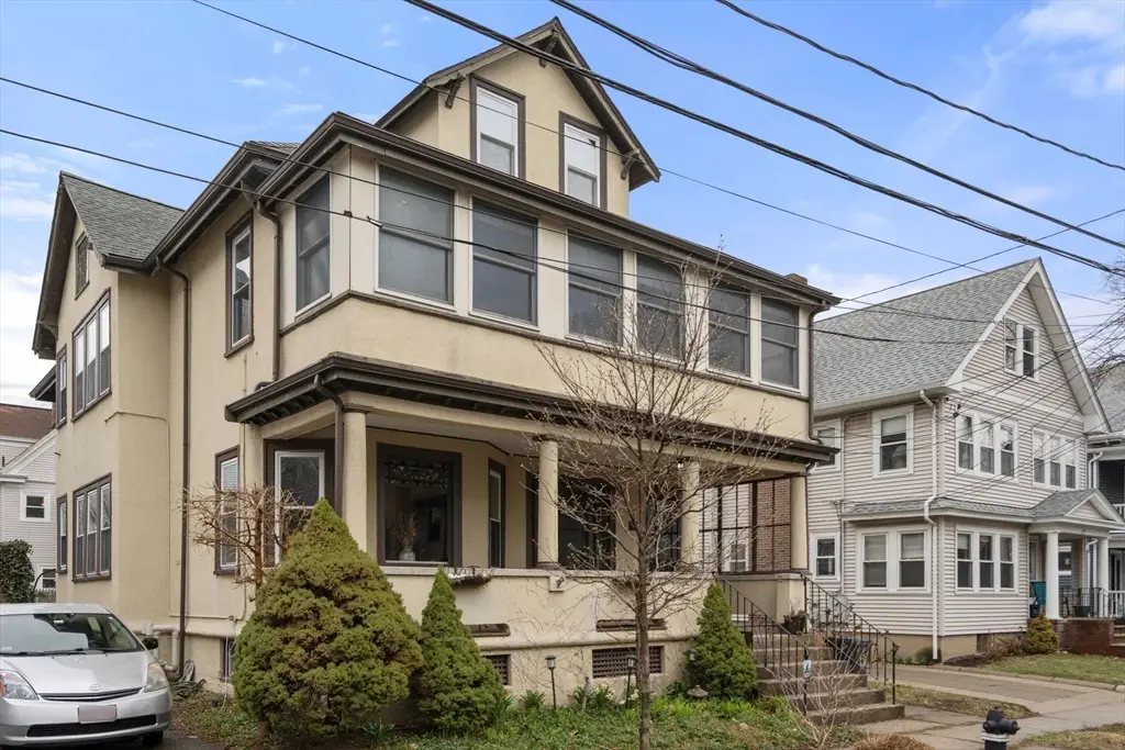 42 Grafton St #1, Arlington, MA 02474 - #1