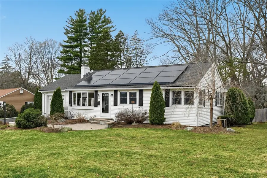 223 Edgewater Drive, Framingham, MA 01702 - #2