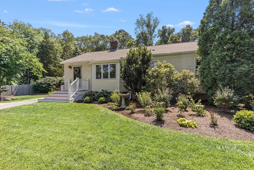 31 Chief Justice Cushing Hwy, Hingham, MA 02043 - #1