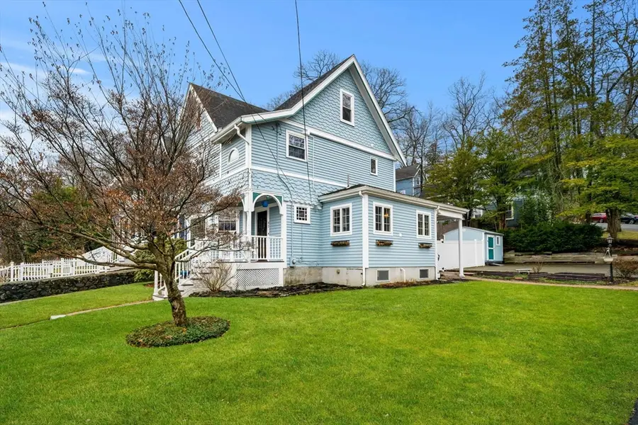 92 Greenwood Street, Melrose, MA 02176 - #3