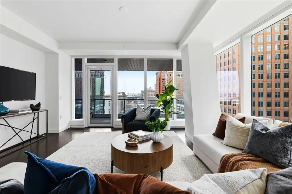 150 Seaport Blvd #8G, Boston, MA 02210 - #1