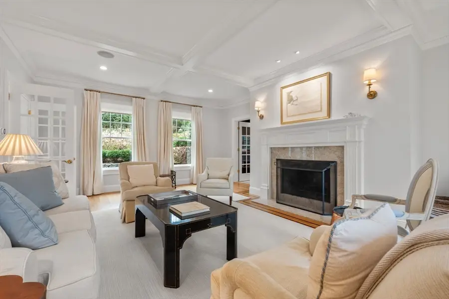 8 Glen Brook Road, Wellesley, MA 02481 - #3