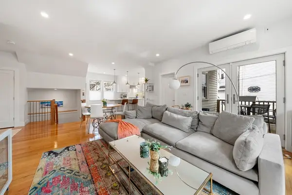 25 Fenwick St #1, Somerville, MA 02145