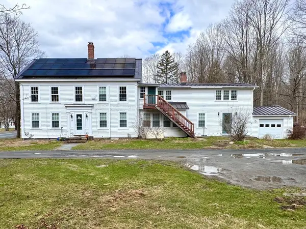 33 Bridge St, Amherst, MA 01002
