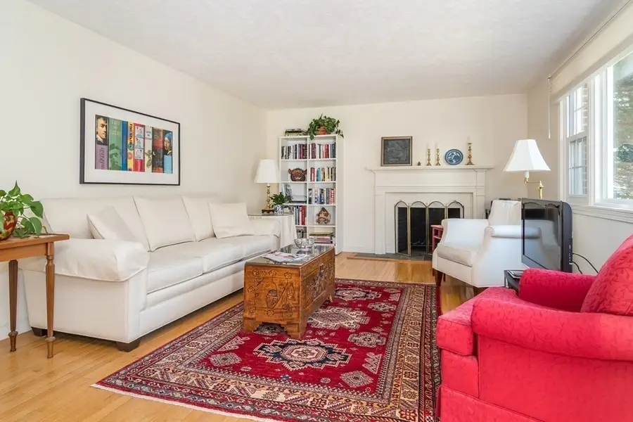 21 Westerly St #10, Wellesley, MA 02482 - #2