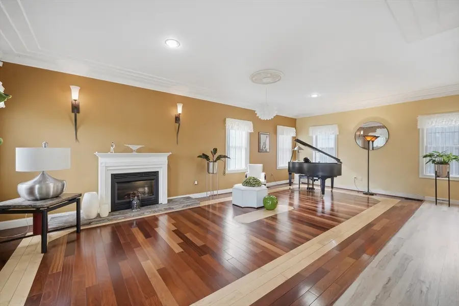 239 Fuller Road, Chicopee, MA 01020 - #3