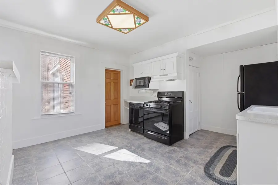 11 Pearl St, Quincy, MA 02169 - #3