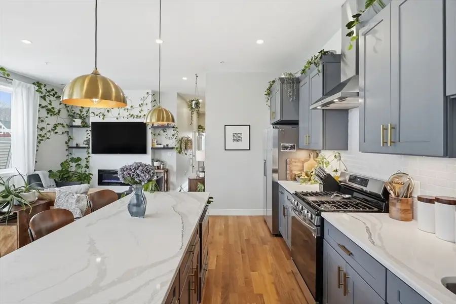 181 Cowper St #302, Boston, MA 02128 - #2