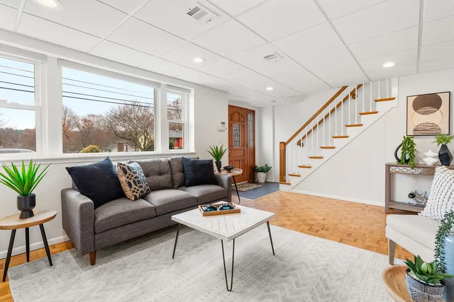 43 Lanewood Ave, Framingham, MA 01701 - #2