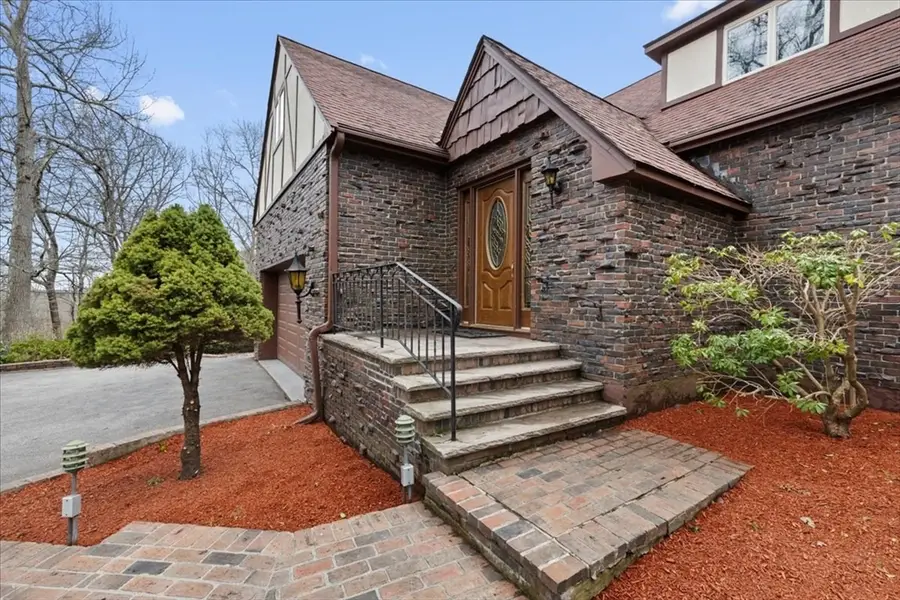 6 Pheasant Hill St, Westwood, MA 02090 - #3