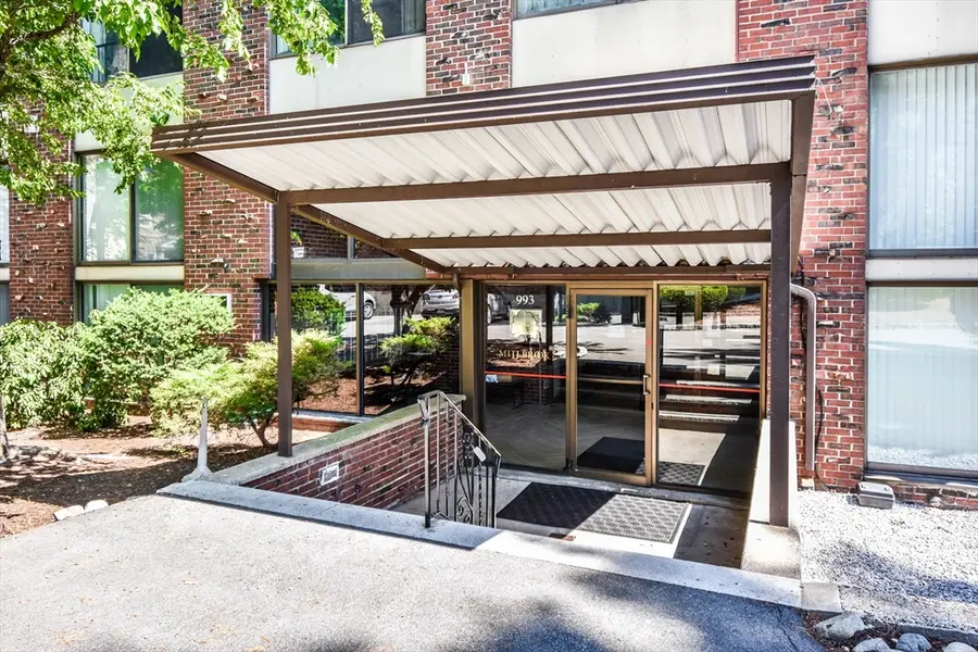 993 Massachusetts Ave #212, Arlington, MA 02476 - #3