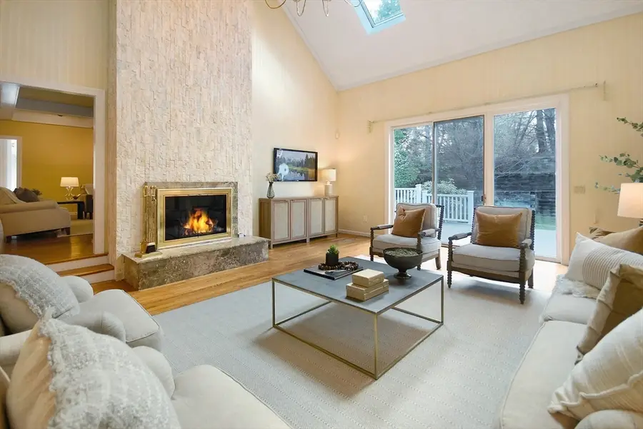 69 Mildred Circle, Concord, MA 01742 - #3