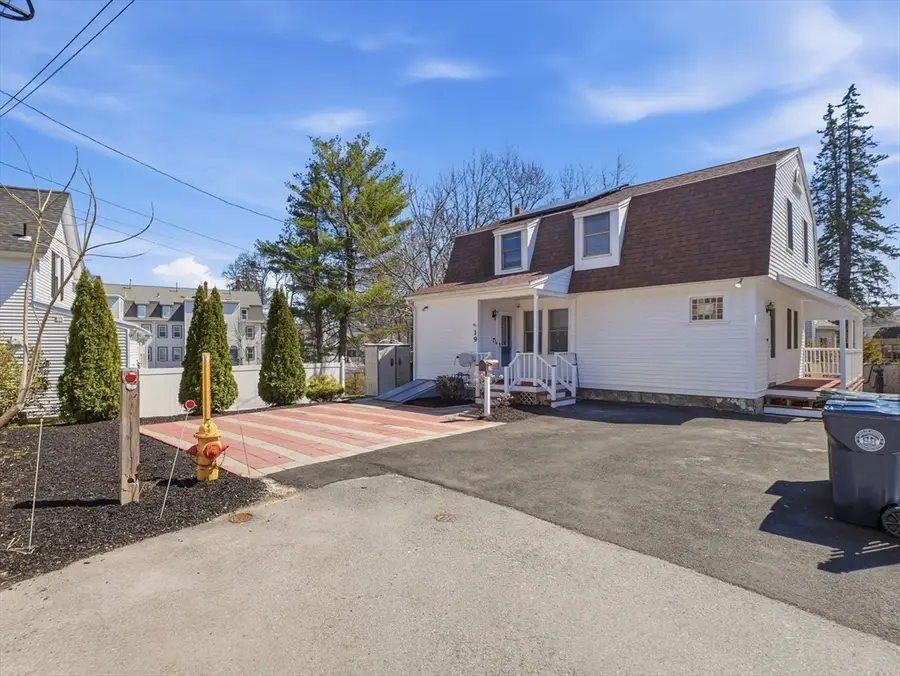 19 Elm Ct, Andover, MA 01810 - #3