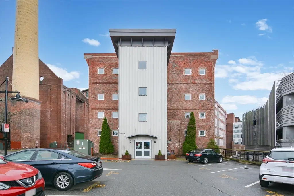 200 Market St #3002, Lowell, MA 01852 - #1