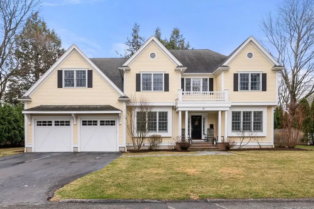 41 Chesterton Rd, Wellesley, MA 02481 - #1