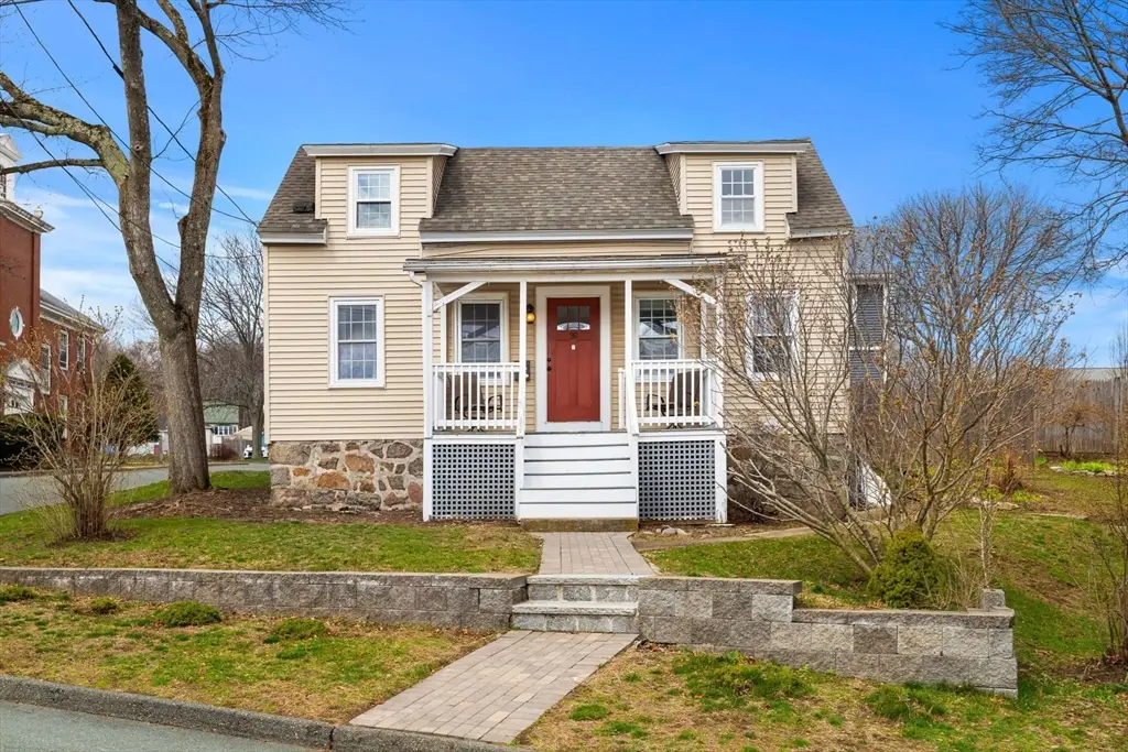 39 Chestnut St, Peabody, MA 01960 - #1