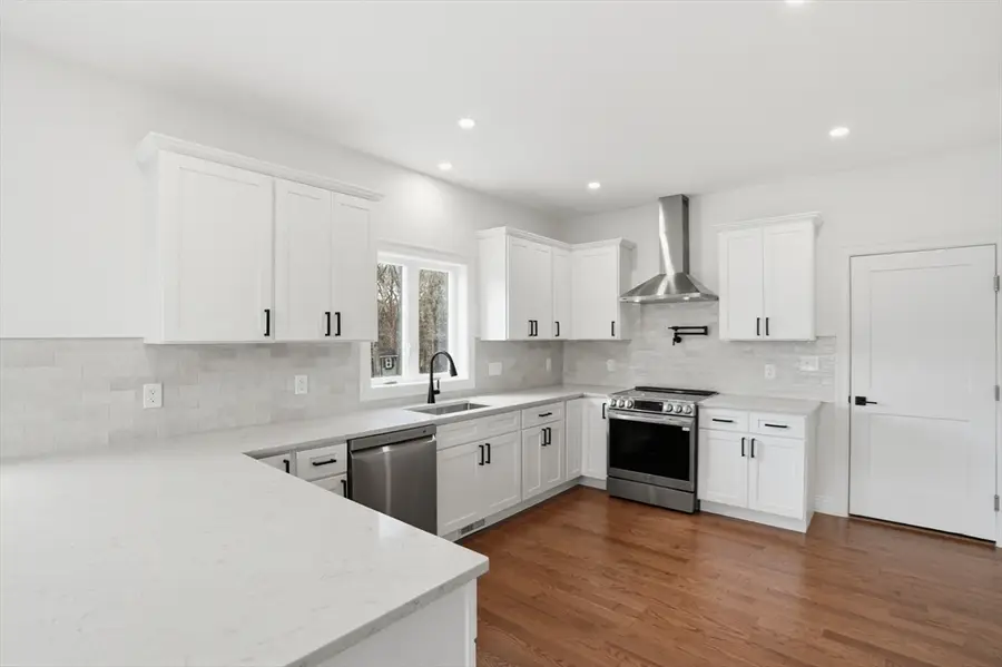 12 Valley Run Dr, Attleboro, MA 02703 - #3