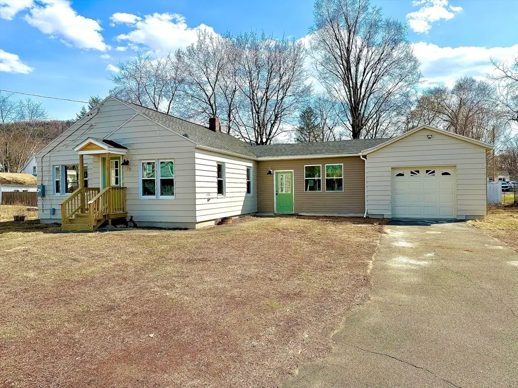 26 Mt. Tom Ave #A, Easthampton, MA 01027 - #1