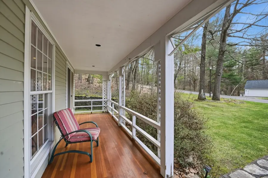 41 Ashton Ln, South Hadley, MA 01075 - #2