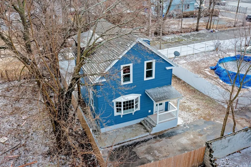 11 Carpenter Ct, Springfield, MA 01109 - #1