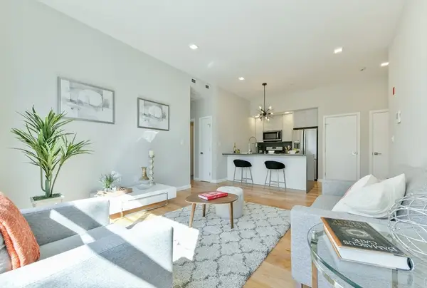 87 Parker St #402, Chelsea, MA 02150