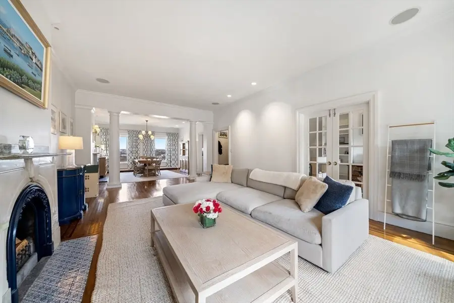 27 Monument Square #4, Boston, MA 02129 - #3