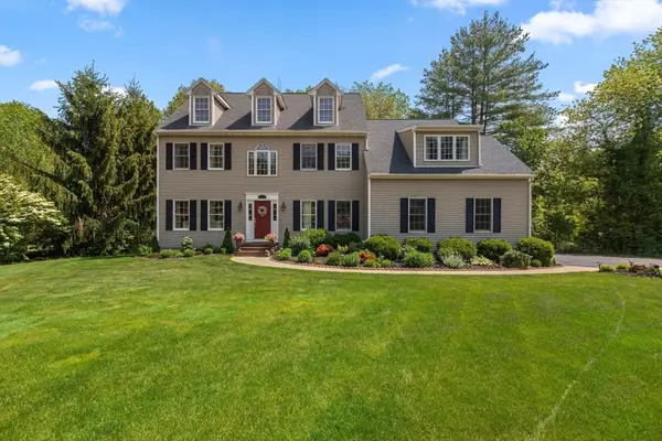 35 Fairbanks Drive, Wrentham, MA 02093