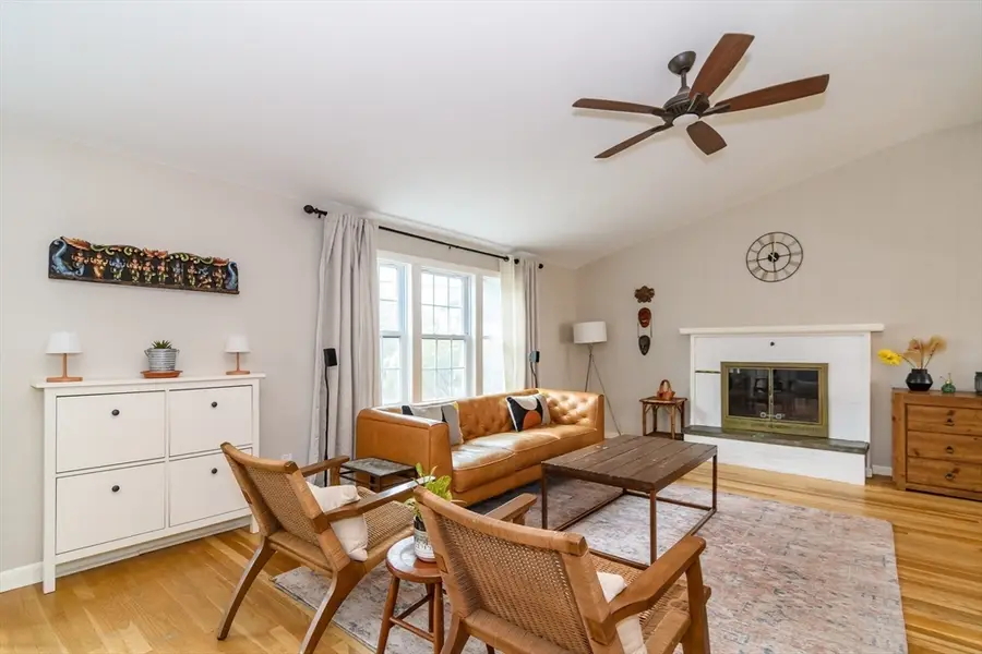 210 Bacon St, Natick, MA 01760 - #3