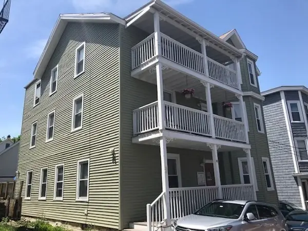 8 White Ave, Brookline, MA 02467