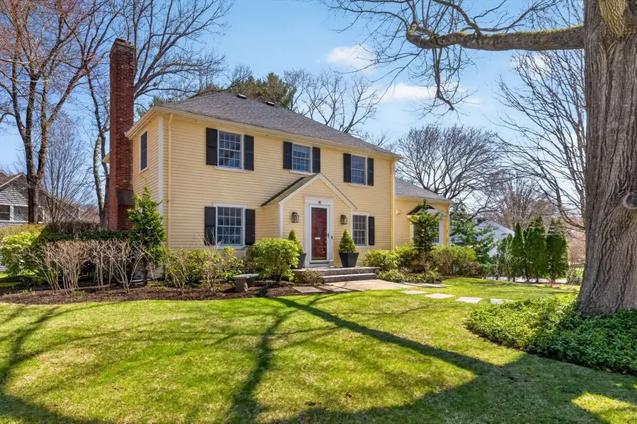 15 Standish Cir, Wellesley, MA 02481 - #2