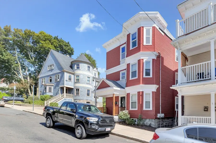 18 Peverell St, Boston, MA 02125 - #2