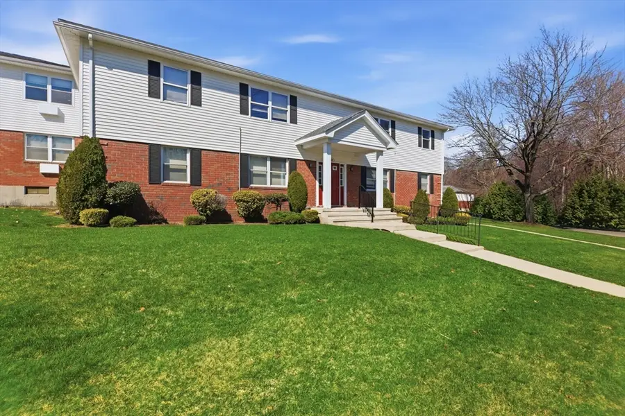 68 Colonial Cir #C, Chicopee, MA 01020 - #2