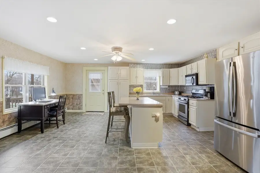 30 Dahlia, Littleton, MA 01460 - #3