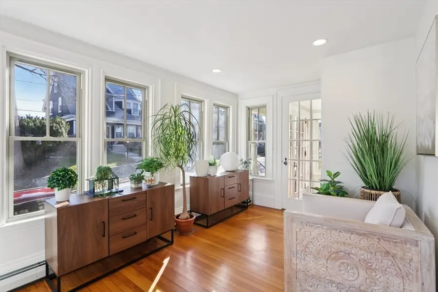 35 Frances St, Melrose, MA 02176 - #3