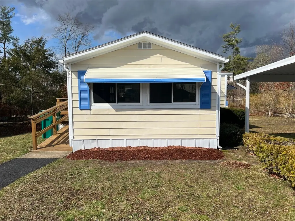 29 Presidents Way, Carver, MA 02330 - #1