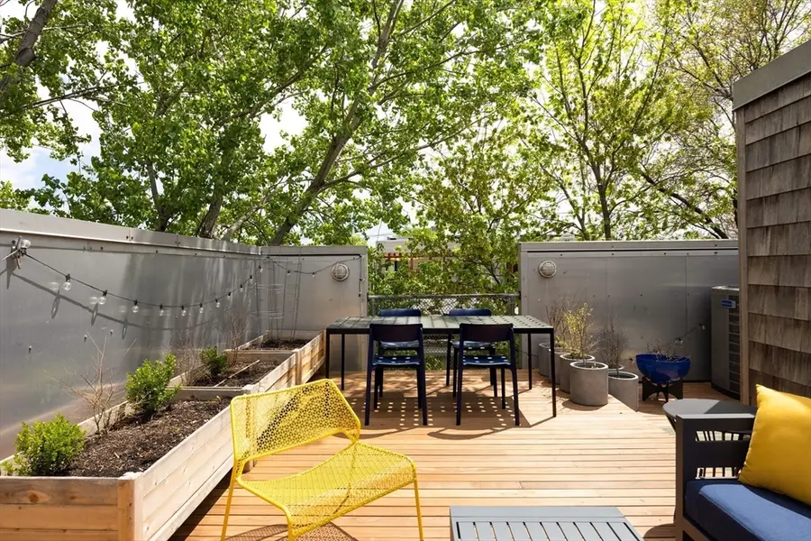 11 Village Street #F, Somerville, MA 02143 - #3