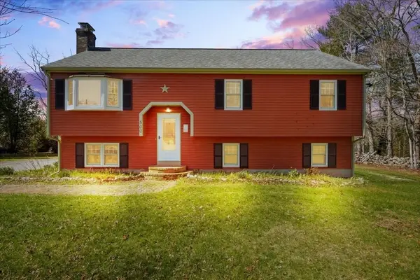 500 Wareham St, Middleboro, MA 02346