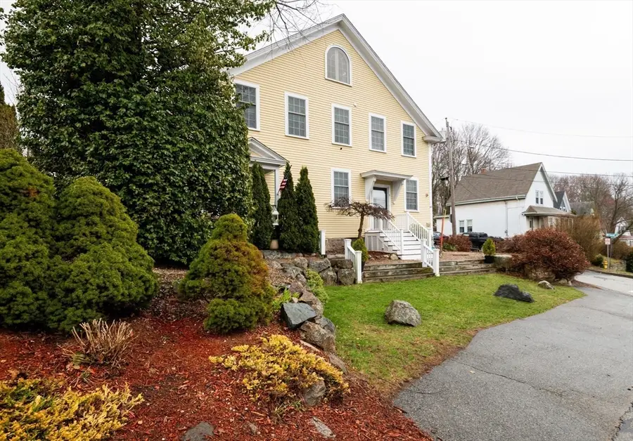 457 Washington St #2, Gloucester, MA 01930 - #3