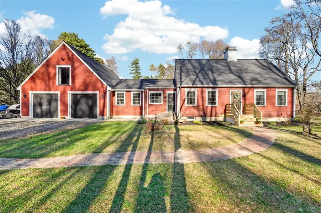 358 Marion Rd, Middleboro, MA 02346 - #1