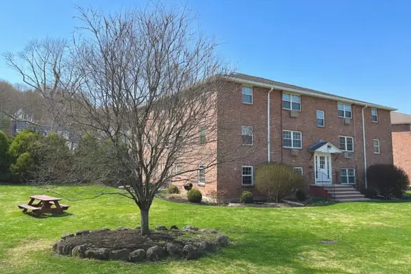 12 Colonial Village Drive #12, Arlington, MA 02474