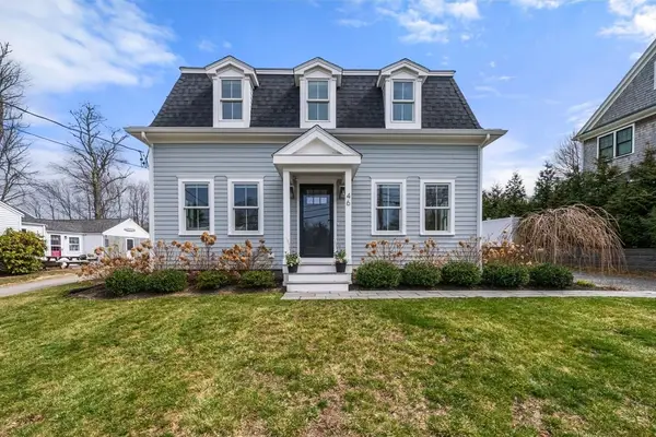 46 Church St, Cohasset, MA 02025