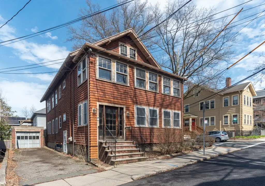 29-31 Chatham St, Cambridge, MA 02139 - #1