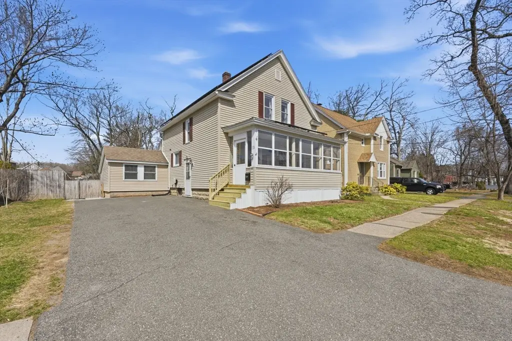 15 Granger Pl, West Springfield, MA 01089 - #1