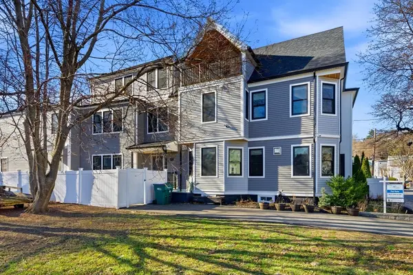 28 Cherry St #28, Medford, MA 02155