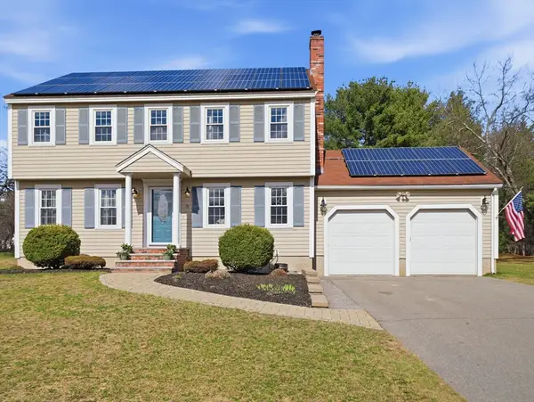 79 Garrison Rd, Chelmsford, MA 01824